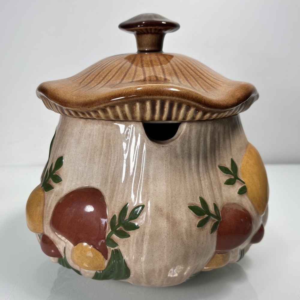 Vintage 70's Brown Red Yellow Large Ceramic Mushroom Soup Tureen - Picture 5 of 14